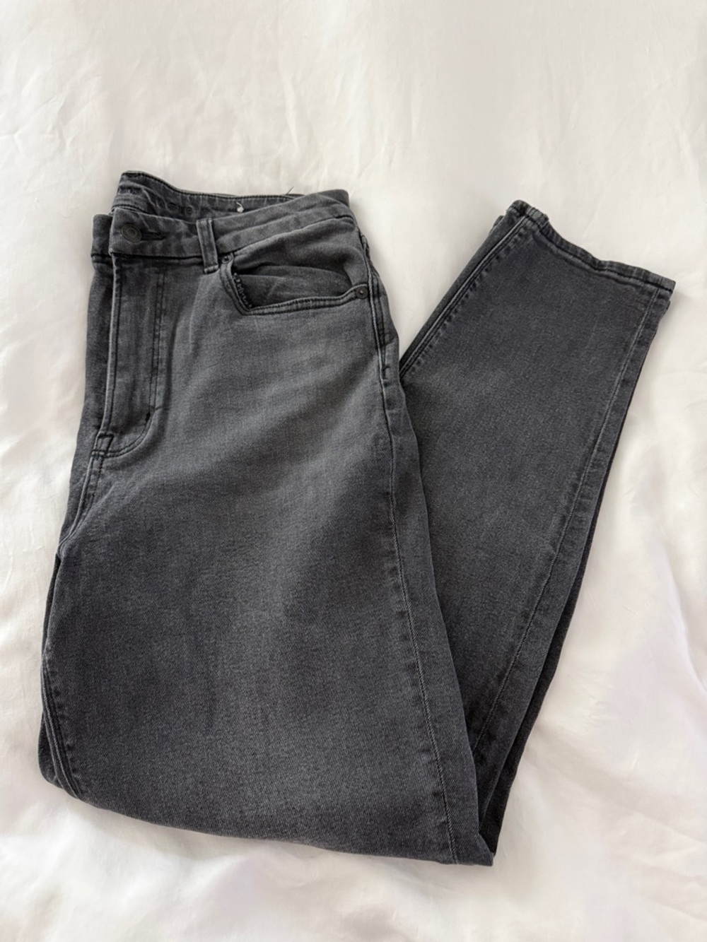 American Eagle Outfitters Black High-Rise Stretch Jeans